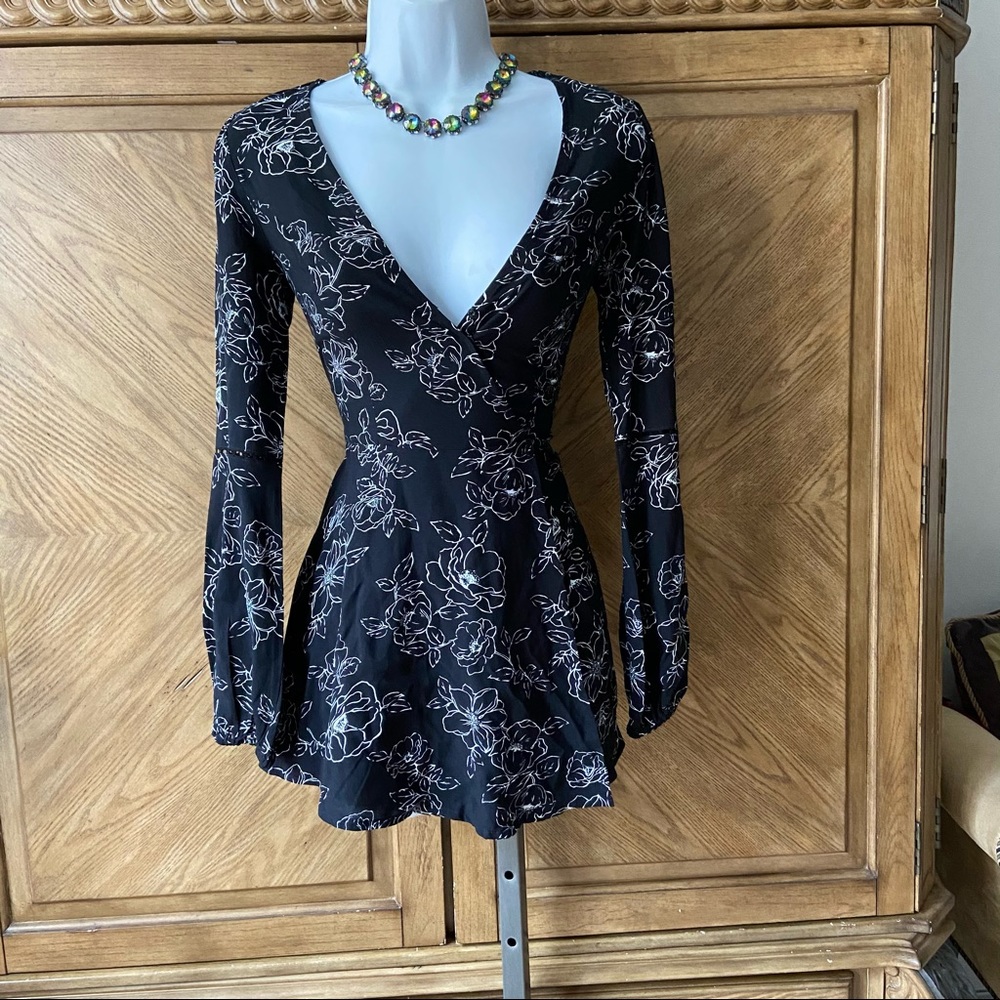 Forever21 black Floral Long Sleeve Romper